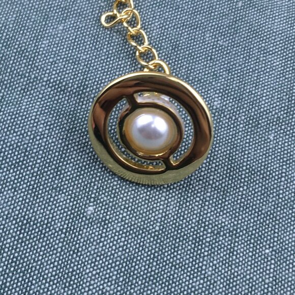 NEW Vivienne Westwood Double layer of Pearl with Bone Rhinestone necklace. - Picture 6 of 9